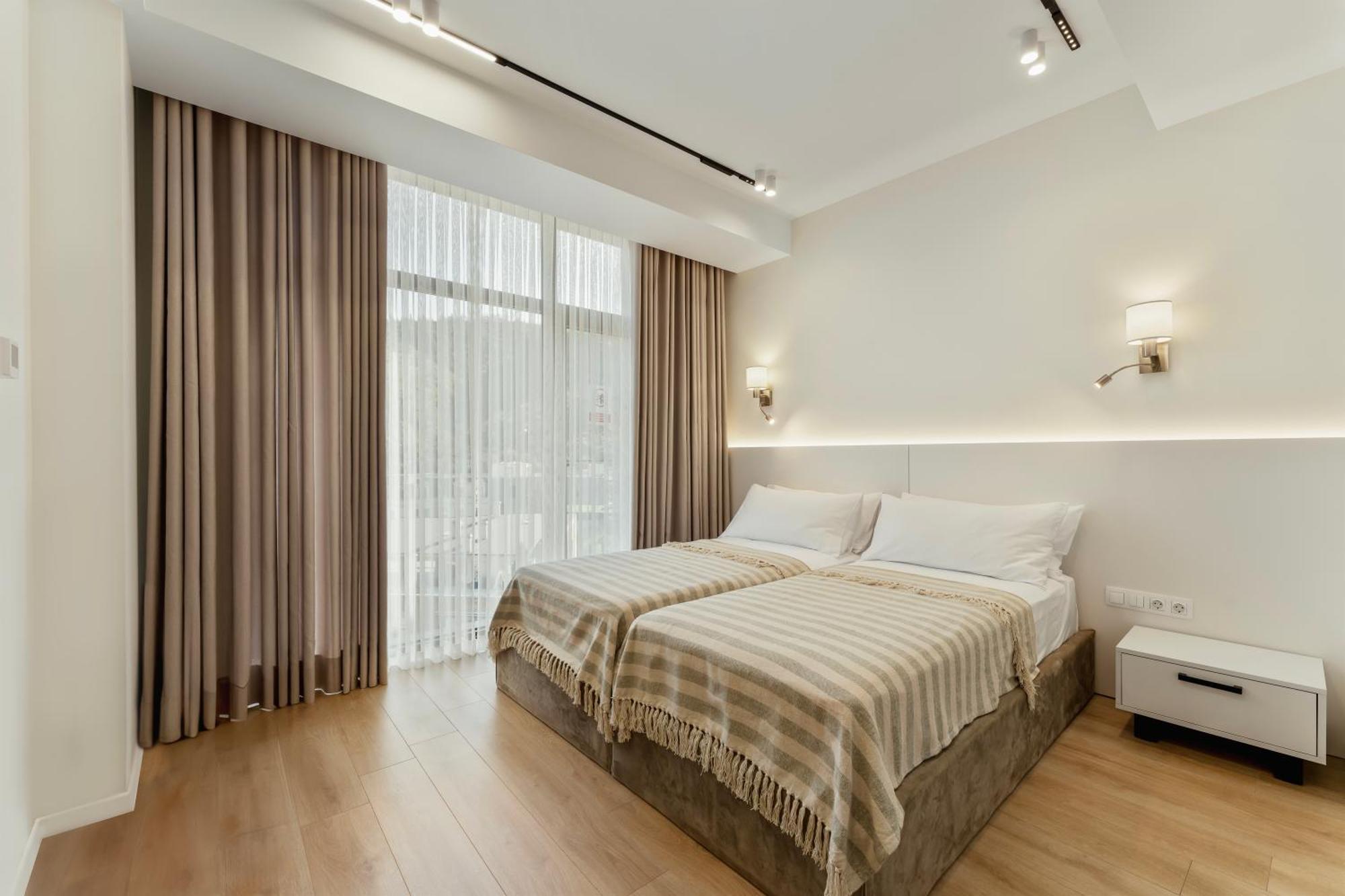 Solridge Aparthotel Тбилиси Экстерьер фото